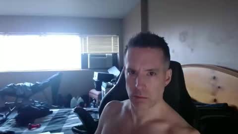 Snapshot of rustic_cuse_777 chatting on February 2026 09:44:01 PM rustic_cuse_777 online show from February 2026 09:44:01 PM