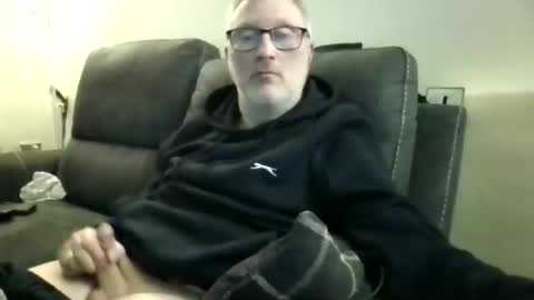 Snapshot of rusty69x chatting on December 2025 02:52:01 AM rusty69x online show from December 2025 02:52:01 AM