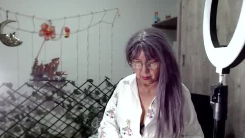 Snapshot of ruth_blue21 chatting on February 2025 10:42:01 PM ruth_blue21 online show from February 2025 10:42:01 PM