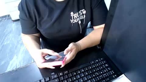 ruth_lov online show from June 2026 05:18:02 PM