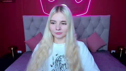 ruthbryant online show from November 2025 01:06:02 AM