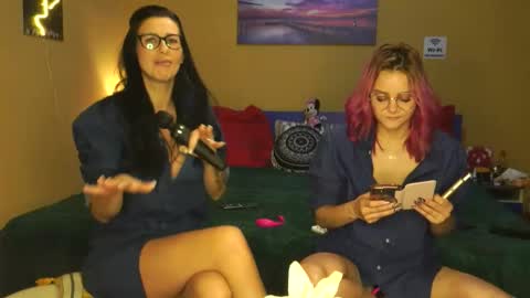 ruxandradanny online show from December 2025 02:37:01 PM