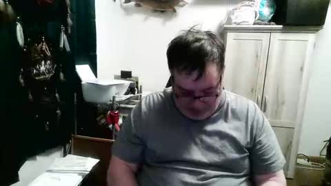 Snapshot of rwzar_1965 chatting on April 2026 01:55:01 AM rwzar_1965 online show from April 2026 01:55:01 AM