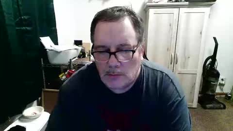 Snapshot of rwzar_1965 chatting on May 2026 06:07:02 AM rwzar_1965 online show from May 2026 06:07:02 AM