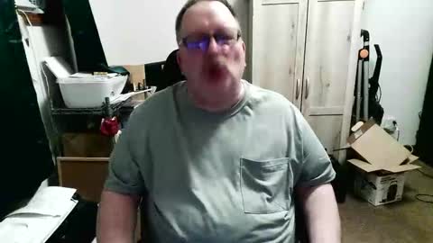 Snapshot of rwzar_1965 chatting on June 2026 04:49:01 AM rwzar_1965 online show from June 2026 04:49:01 AM