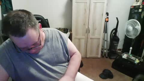 rwzar_1965 online show from June 2026 04:57:01 AM