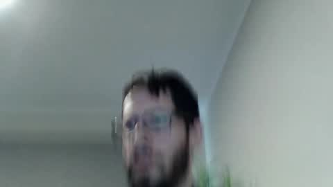 Snapshot of ryan_chatter chatting on April 2026 01:42:02 AM Ryan online show from April 2026 01:42:02 AM