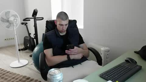 RYAN DOZER online show from May 2026 06:07:02 AM