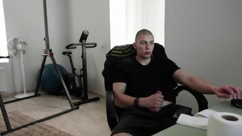 RYAN DOZER online show from May 2026 10:36:01 AM