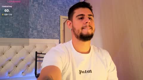 Snapshot of ryan_evanns chatting on September 2025 12:38:02 PM R Y A N online show from September 2025 12:38:02 PM