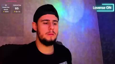 Snapshot of ryan_evanns chatting on September 2025 01:02:01 PM R Y A N online show from September 2025 01:02:01 PM