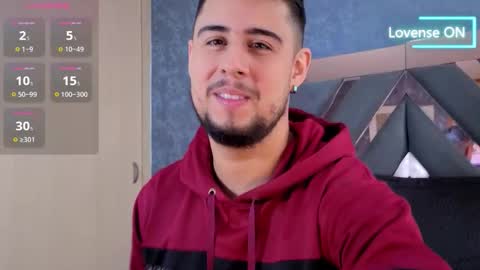 Snapshot of ryan_evanns chatting on October 2025 12:59:02 PM R Y A N online show from October 2025 12:59:02 PM