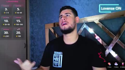 Snapshot of ryan_evanns chatting on November 2025 10:37:01 AM R Y A N online show from November 2025 10:37:01 AM