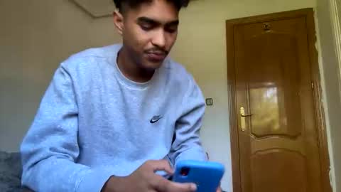 Snapshot of ryan_hil chatting on September 2025 01:00:01 PM ryan_hil online show from September 2025 01:00:01 PM