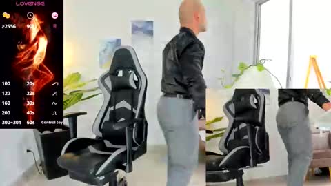 Snapshot of ryan_master_ chatting on December 2024 03:35:01 PM ryan_master_ online show from December 2024 03:35:01 PM