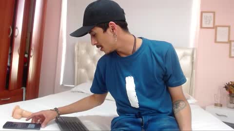 Snapshot of ryan_maxy chatting on January 2025 06:35:01 PM ryan online show from January 2025 06:35:01 PM