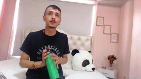 Snapshot of ryan_maxy chatting on January 2025 05:24:02 PM ryan online show from January 2025 05:24:02 PM