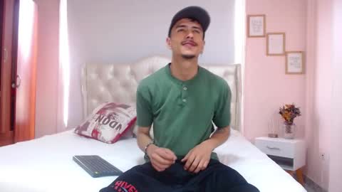 Snapshot of ryan_maxy chatting on February 2025 02:10:01 PM ryan online show from February 2025 02:10:01 PM