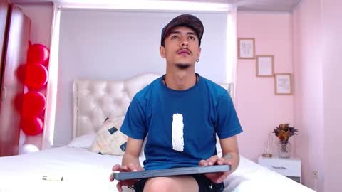 Snapshot of ryan_maxy chatting on February 2025 03:27:01 PM ryan online show from February 2025 03:27:01 PM