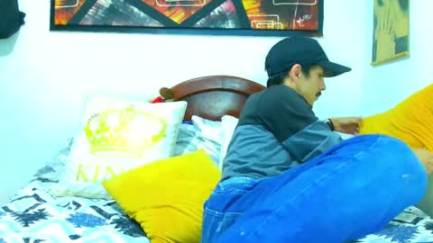 Snapshot of ryan_maxy chatting on October 2025 12:02:01 AM ryan online show from October 2025 12:02:01 AM