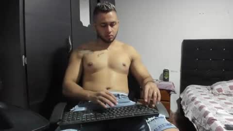 ryan_xc1 online show from June 2026 07:05:01 PM