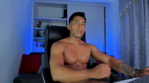 Snapshot of ryanboy30 chatting on December 2024 05:11:02 PM ryanboy30 online show from December 2024 05:11:02 PM