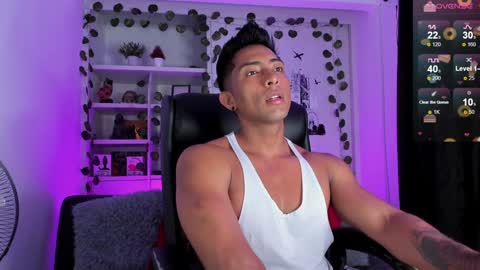 Snapshot of ryanboy30 chatting on December 2024 10:20:01 PM ryanboy30 online show from December 2024 10:20:01 PM