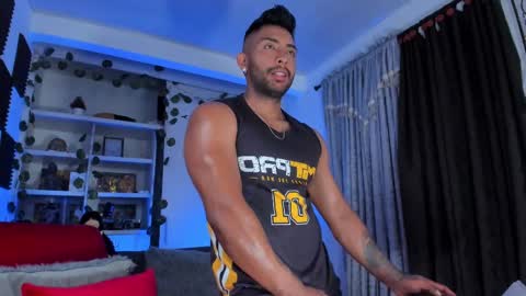 Snapshot of ryanboy30 chatting on September 2025 08:31:01 PM ryanboy30 online show from September 2025 08:31:01 PM