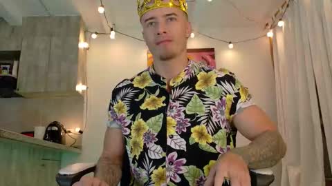Snapshot of ryann_blue_ chatting on September 2025 12:25:01 AM Ryan Blue ig ryannblue online show from September 2025 12:25:01 AM