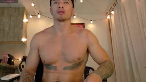 Ryan Blue ig ryannblue online show from October 2025 12:42:02 AM