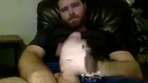 Snapshot of ryanoliver83 chatting on December 2024 02:47:01 AM Ryan Oliver online show from December 2024 02:47:01 AM