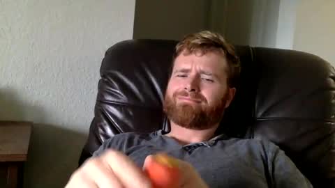 Snapshot of ryanoliver83 chatting on January 2025 06:32:01 PM Ryan Oliver online show from January 2025 06:32:01 PM