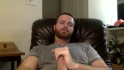 Snapshot of ryanoliver83 chatting on March 2025 01:36:02 AM Ryan Oliver online show from March 2025 01:36:02 AM