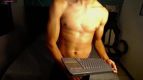 Snapshot of ryanpricee chatting on December 2024 05:59:02 AM RyanPricee online show from December 2024 05:59:02 AM