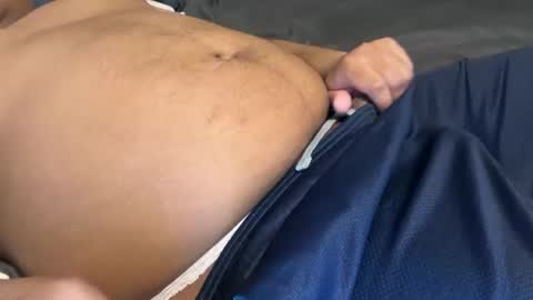 Snapshot of ryanr21 chatting on September 2025 02:00:02 AM ryanr21 online show from September 2025 02:00:02 AM