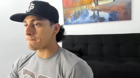 ryanwhite3 online show from November 2025 02:25:01 AM