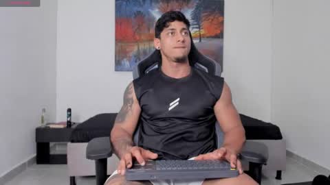 ryanwhite3 online show from April 2026 10:49:02 PM