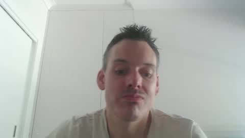 Rquest online show from October 2025 04:20:02 AM