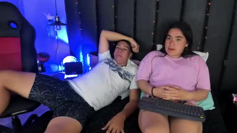 Ryder and Violet online show from January 2025 11:51:01 PM