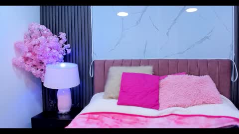 Snapshot of rynnaa chatting on March 2026 04:18:01 AM rynnaa online show from March 2026 04:18:01 AM