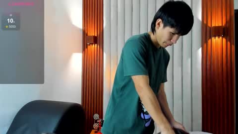 Ryo Kush online show from November 2025 03:40:02 AM