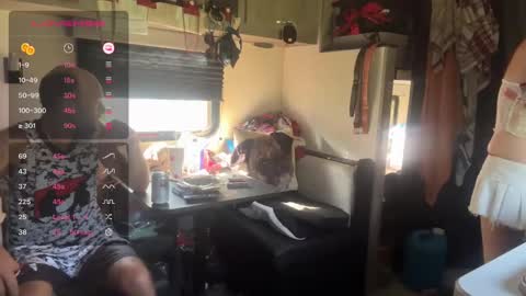 RyTracey2024 online show from September 2025 08:41:01 PM