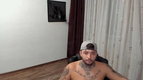 Snapshot of s1nmaster chatting on November 2025 08:22:02 PM s1nmaster online show from November 2025 08:22:02 PM