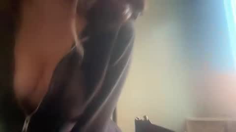 s3xkittenn online show from April 2026 01:22:02 PM