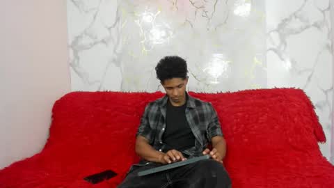 s_d_b_hot online show from April 2026 07:11:01 PM