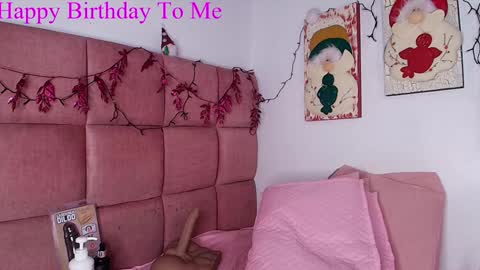 Snapshot of s_samanthax chatting on December 2024 09:18:02 AM Samantha online show from December 2024 09:18:02 AM