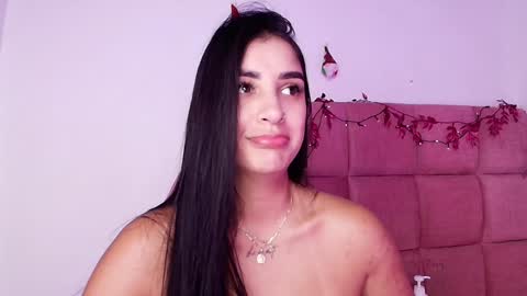 Snapshot of s_samanthax chatting on December 2024 09:21:01 AM Samantha online show from December 2024 09:21:01 AM