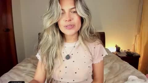 Leslie Beltrn online show from February 2026 04:55:02 AM