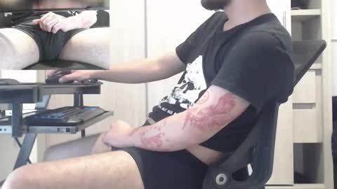 Snapshot of saat_hiel chatting on October 2025 05:03:02 AM Saat online show from October 2025 05:03:02 AM