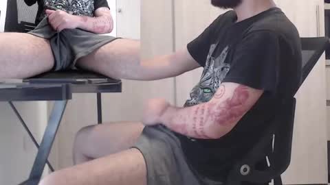 Snapshot of saat_hiel chatting on October 2025 05:54:01 PM Saat online show from October 2025 05:54:01 PM